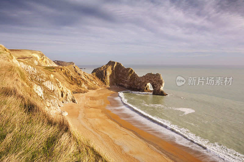 Durdle Door石拱，位于英格兰南部